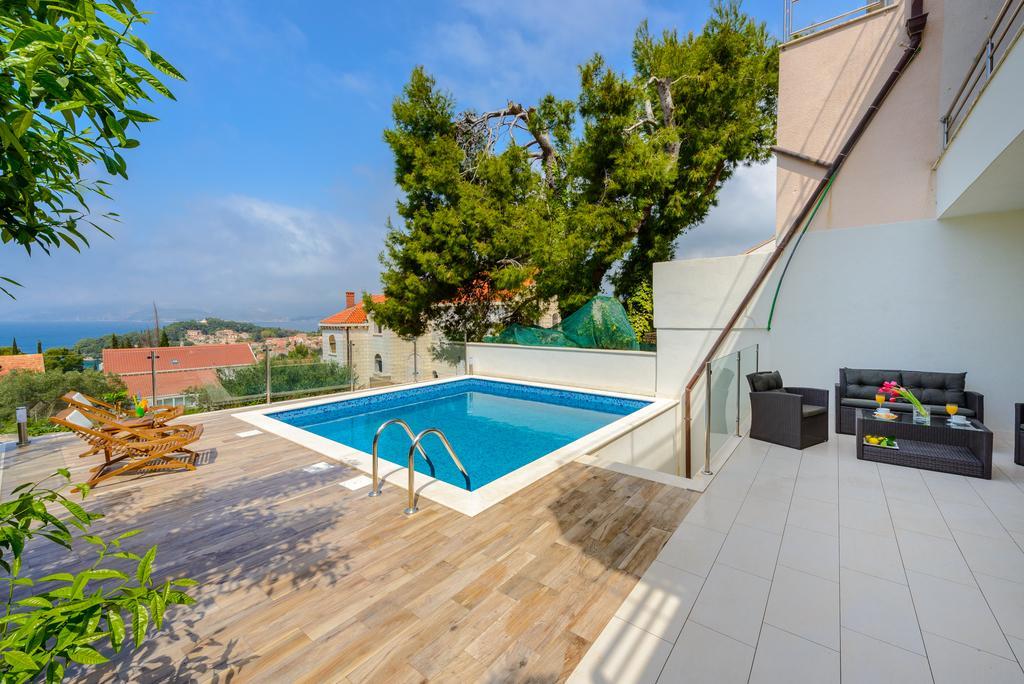 קאבטאט Tandem Apartments With Swimming Pool מראה חיצוני תמונה
