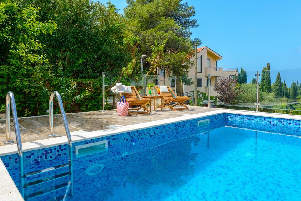 קאבטאט Tandem Apartments With Swimming Pool מראה חיצוני תמונה